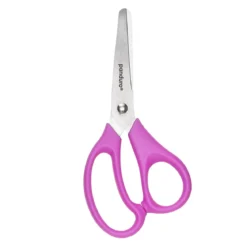 Barnsax med rund spets och rosa greppvänligt handtag. Längd 13 cm