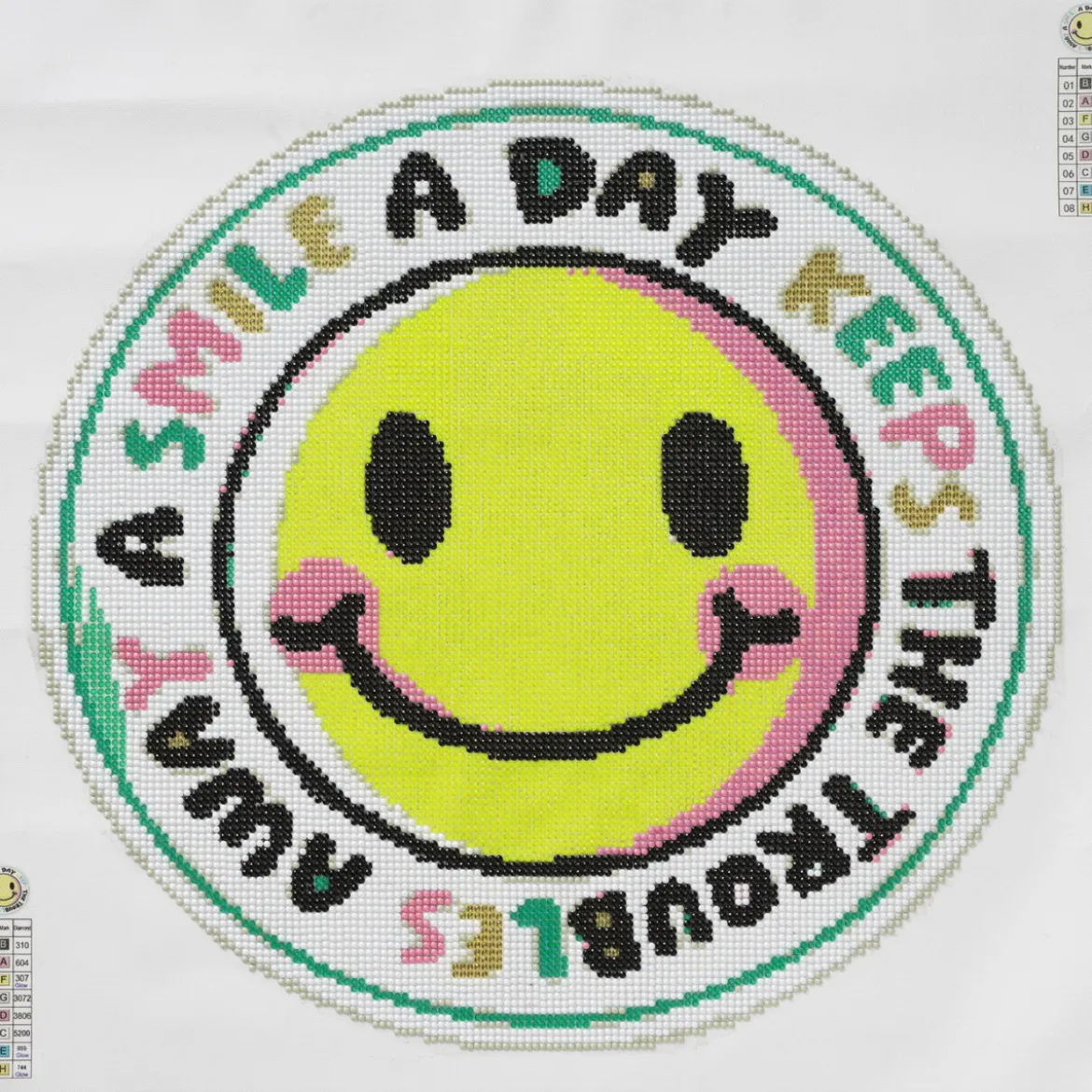 Bling Dots Glow, diamond painting för barn 8+ år – självlysande smiley Ø40 cm