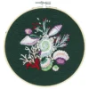 Broderikit Pearly Sea Shells Ø18 cm, allt för att brodera ett motiv med snäckor