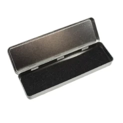 Caran d'Ache tomt metallskrin – 18,3×5,4×1,9 cm