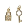 2 guldfärgade hängen charms, hänglås strass 7,5×15,5, nyckel strass 6,6×16 mm