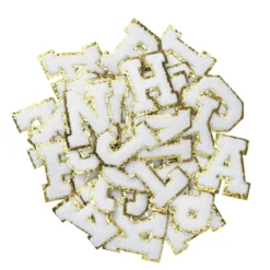 Iron-On bokstäver, vita med guldglitter, 40 st. A–Z, längd 6 cm