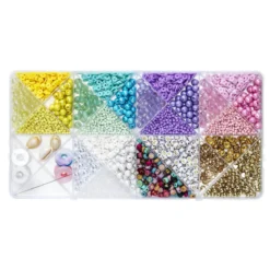 Pärlmix & smyckeskit i temafärger med massor av pärlor, charms, lås & smyckestråd