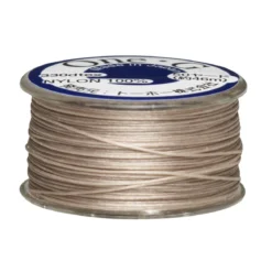 Pärltråd TOHO beige, 46 meter – 0,2 millimeter i diameter