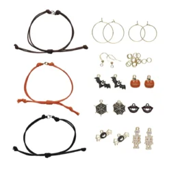 Smyckekit till spooky halloween! – 3 par örhängen, 3 armband & 12 riktigt hemska charms