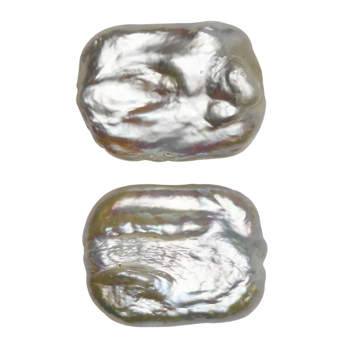 Sötvattenspärlor odlade 30 st. ca 3×5 mm stora, 0,6 mm håldiameter